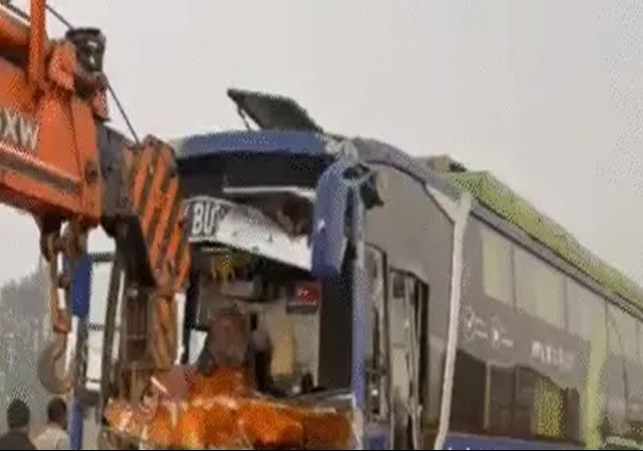 Haryana Sonipat Bus-Truck Collided on Delhi-Chandigarh National Highway 