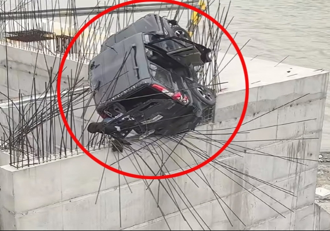 Himachal Atal Tunnel Scorpio Horrific Road Accident Video