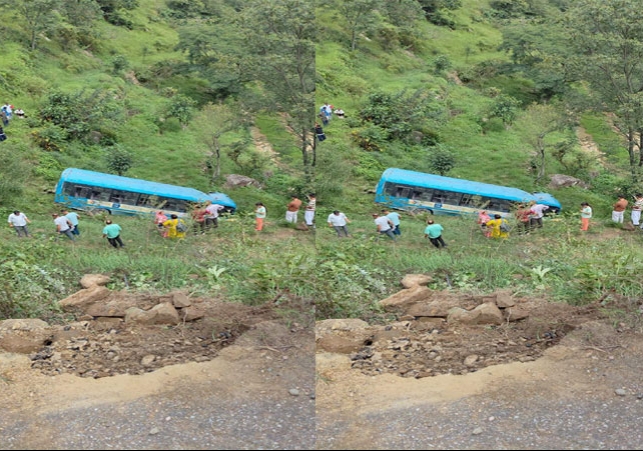Himachal Big Accident Mandi Passenger Bus Fell into Ditch Many Died