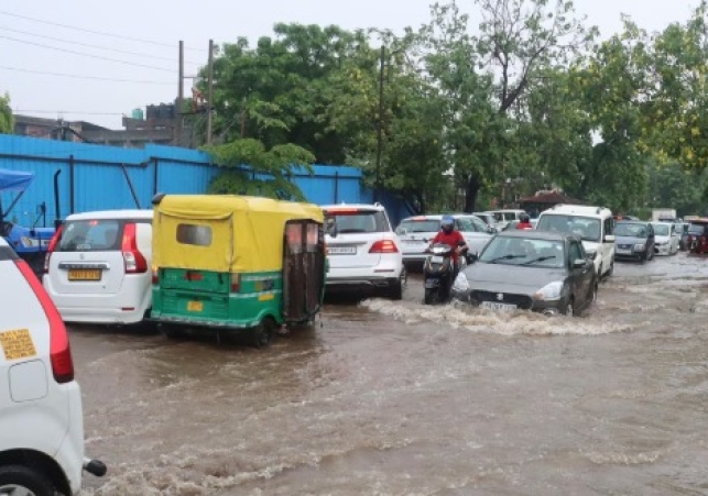 Chandigarh Roads in Ruins After 4 Days of Rain
