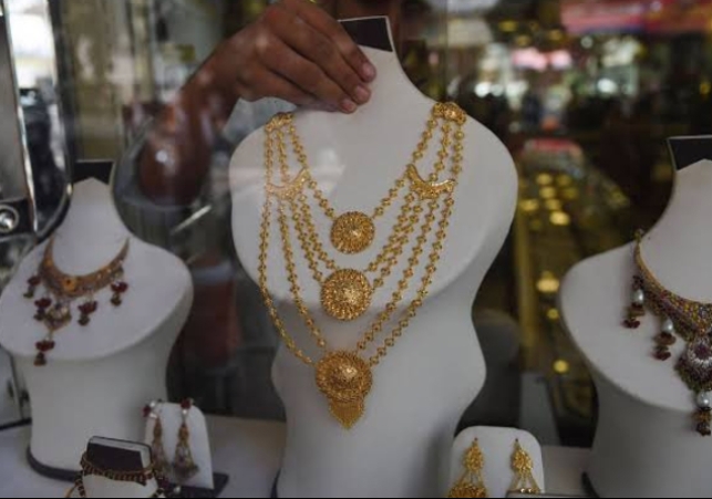 A fine of Rs 119,000 has been imposed for holding jewelery worth Rs 36 lakh without bill.