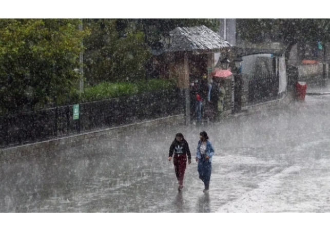 In Himachal Pradesh, it rained heavily this time in July, most of the clouds fell in Kinnaur and Shimla; Records broken for many years.