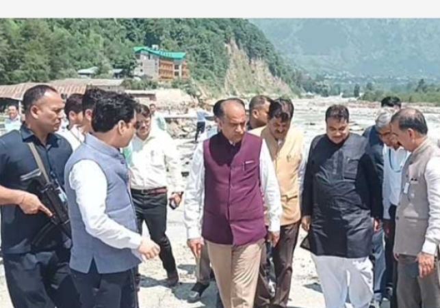 Union Minister Nitin Gadkari reached Kullu today to take stock of the damage caused by the floods in Himachal.