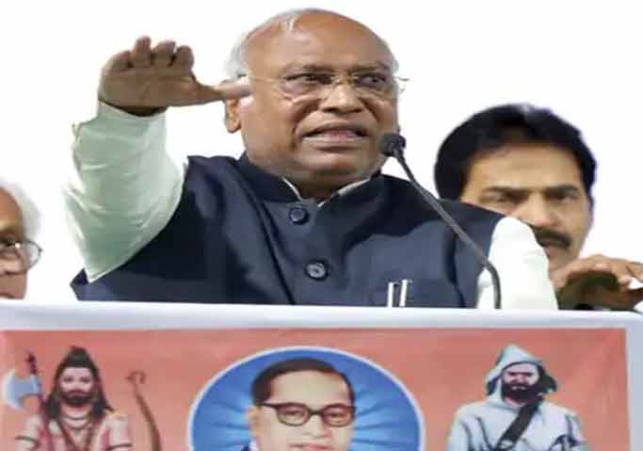 Kharge gave a big statement on PM Modi