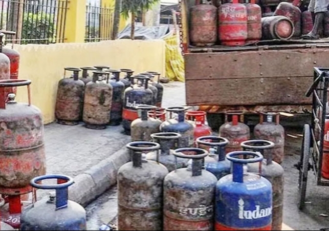 LPG Cylinder Price Cut From 1 May 2024 Lok Sabha Election 2024