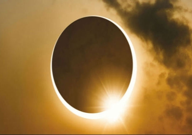 Last Surya Grahan 2025 on Pitru Paksha Amavasya Impact Upay Timing