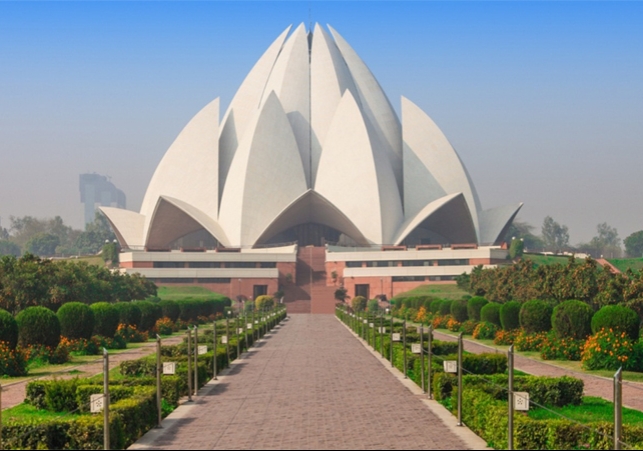 Visit The Beautiful Lotus Temple Of India