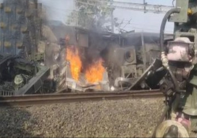 MP Two Goods Trains Collided