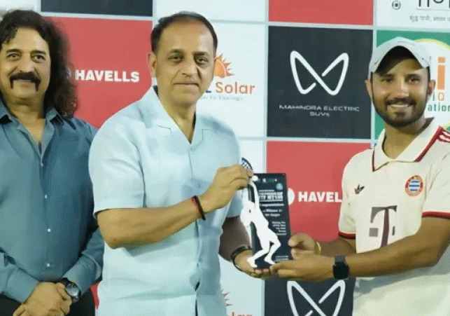 Major Nirbhay Singh Soin and other players clinched