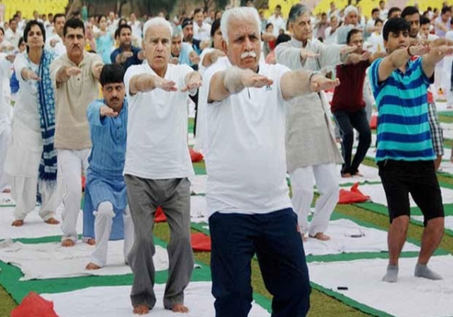 Manohal-lal-in-yoga