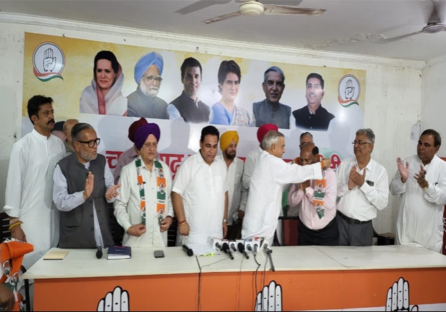 Many leaders join Congress in Chandigarh