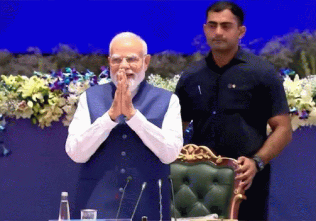 PM Modis 12-year leadership praised in Bihar