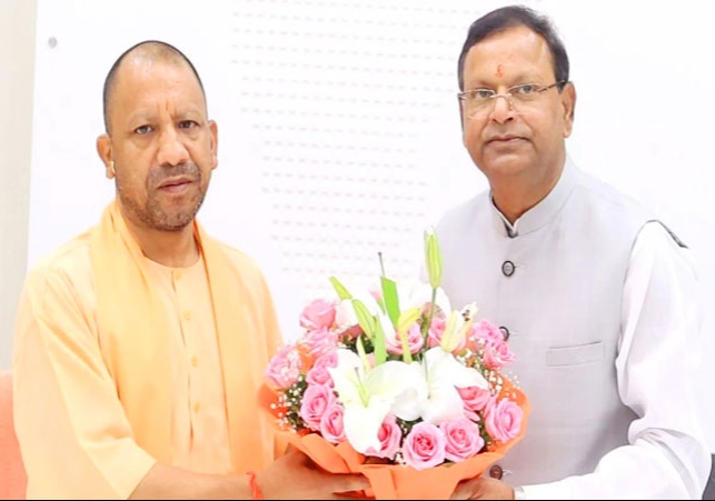  पंकज चौधरी बने यूपी BJP के नए प्रदेश अध्यक्ष; पार्षद से सफर शुरू कर 7 बार के सांसद, केंद्र में मिनिस्टर, मोदी-शाह के भरोसेमंद