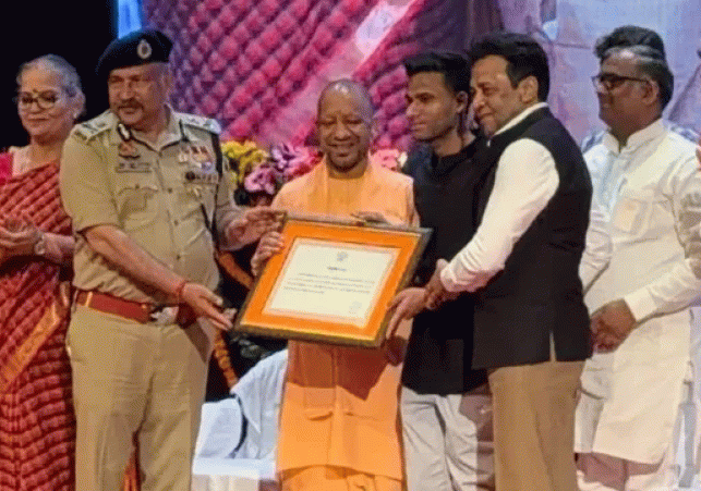 Paralympian Praveen Kumar Becomes DSP in Uttar Pradesh Police