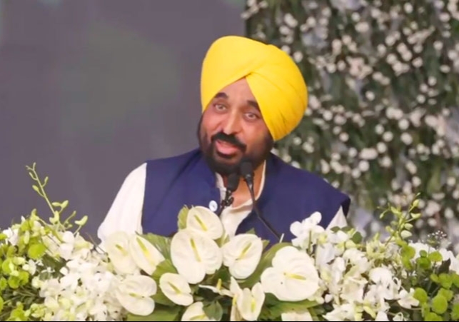 CM भगवंत मान के 2 बड़े ऐलान; आनंदपुर साहिब में वर्ल्ड-क्लास यूनिवर्सिटी बनेगी, श्रद्धालुओं के लिए फ्री मिनी बसें चलेंगी, ई-रिक्शा चलेंगे