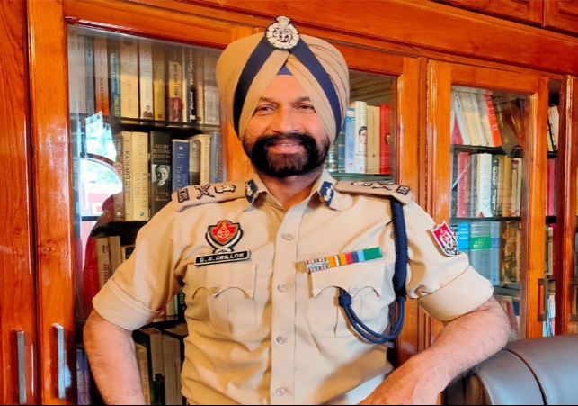 Punjab IPS Gurinder Dhillon ADGP Law & Order Take VRS Update