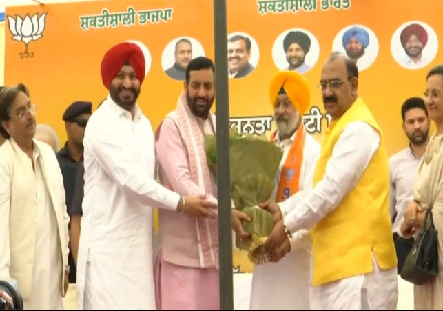 Punjab Senior Leader Jagdeep Cheema Joins BJP in Presence of CM Nayab Saini