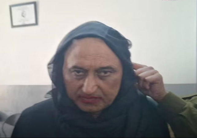 'होठों पर लिपिस्टिक, बुर्का पहनकर छिपता रहा'; लड़की से रेप कर भागा आरोपी महिला के भेष में दबोचा गया, पुलिस भी रह गई हैरान