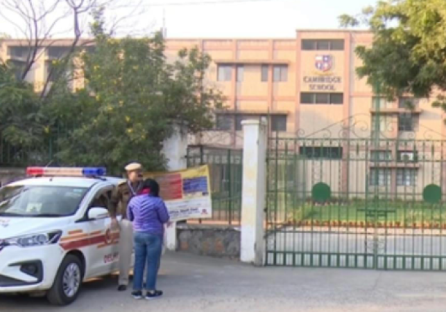 Six Delhi Schools Get Bomb Threats