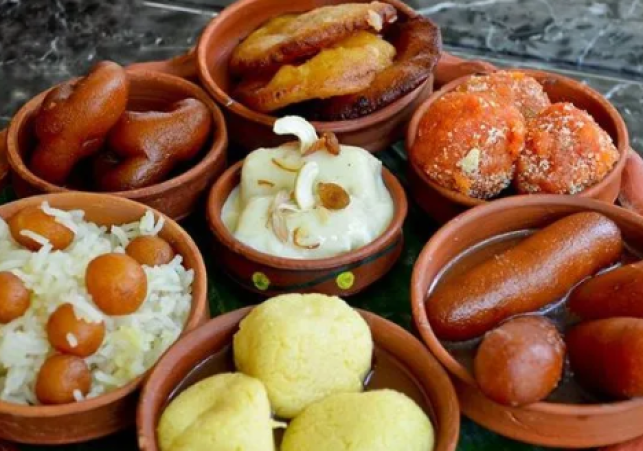 Top Bengali Sweets to Enjoy This Durga Puja 2025