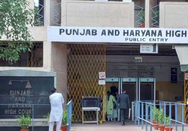 High Court Raps Chandigarh Administration Over Filthy Sector 26 Mandi