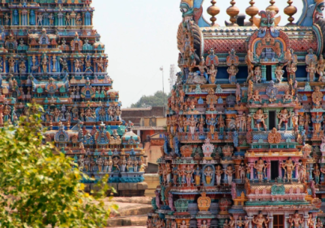 Top 8 Temples to Visit in India During Navratri 2025 | Devotional Guide