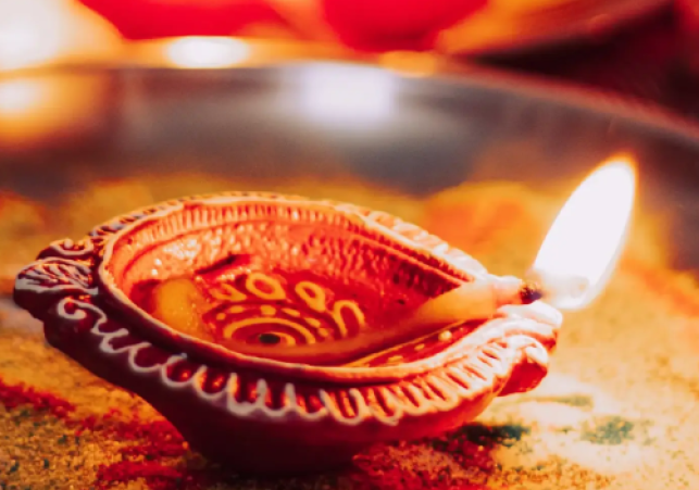 10 Best Diwali Cleaning Tips 2025 to Make Your Home Shine This Festive Season