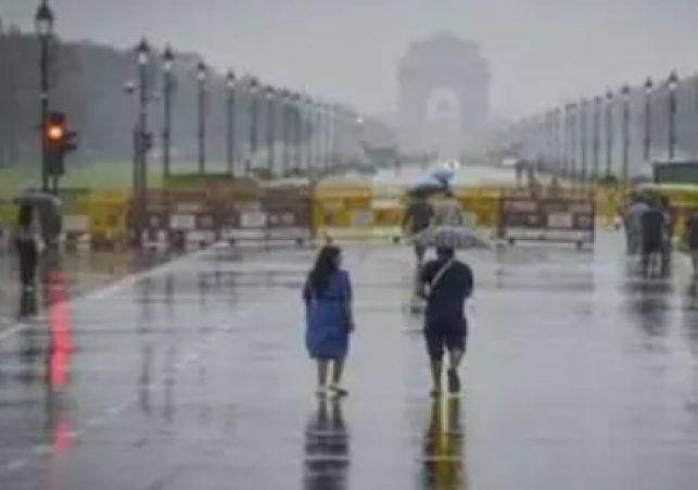 Delhi-NCR Weather Today: Clear Skies