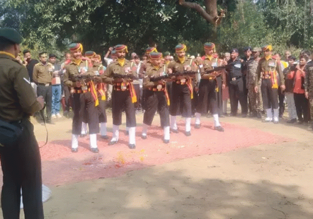 Condolences to martyr Devesh Singh in Ayodhya