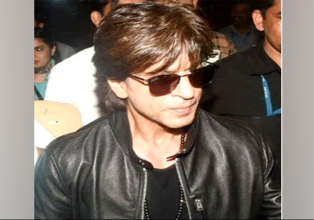 Shahrukh Khan Airport Video Viral