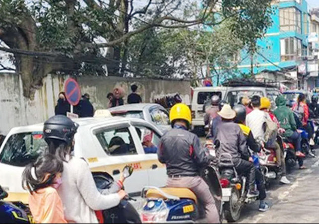 Traffic discipline image viral on social media