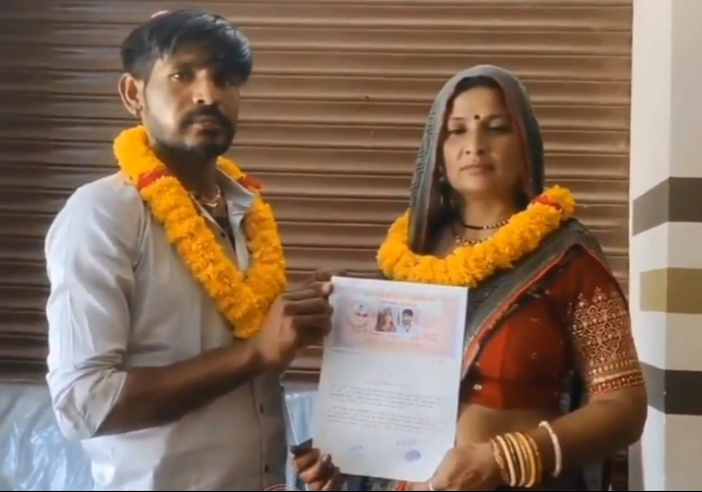 UP Kanpur Saas Damad Marriage Video Viral on Social Media