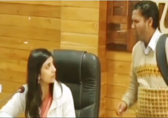 Uttarakhand Pauri DM Swati Bhadauria Man Marriage Problem Video Viral 
