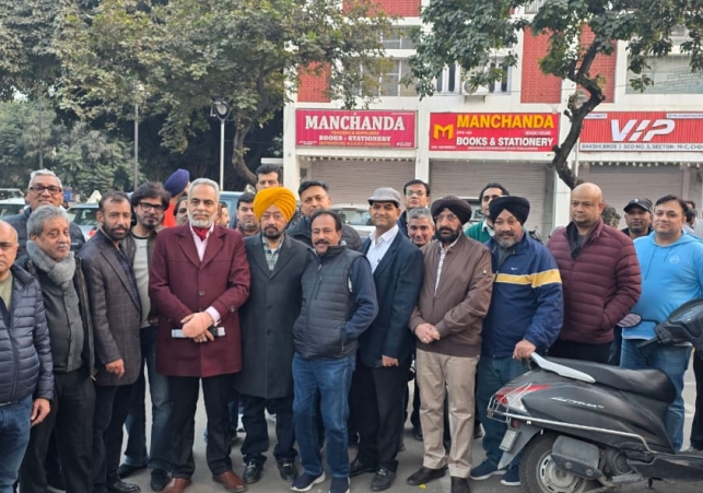 Street Vendor Attacked a Shopkeeper