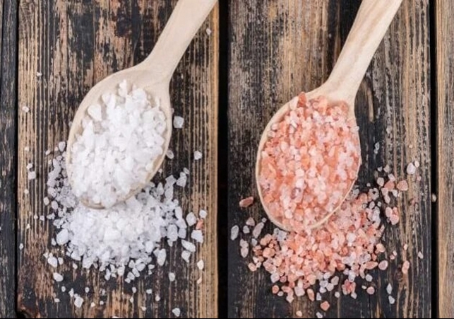 Know The Difference Between White Salt and Rock Salt Here 