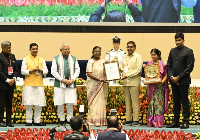 Five municipal Corporations Received Swachh Survekshan Awards