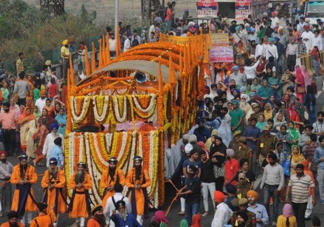 Salute to the great martyrdom of Hind di Chadar Sri Guru Tegh Bahadur Ji