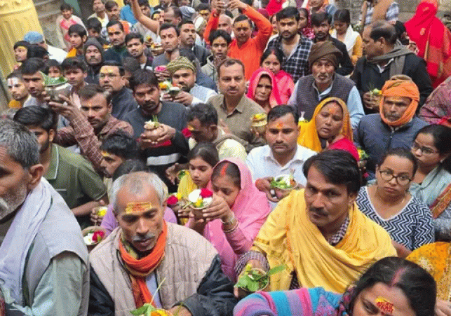 अयोध्या में महाशिवरात्रि पर श्रद्धालुओं की भीड़ और कड़ी सुरक्षा