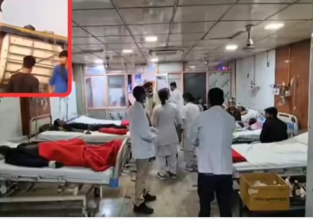 Lucknow: Double-decker bus accident on