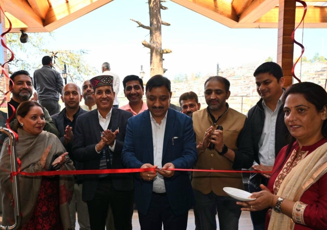 Inaugurates Media Center in Shimla