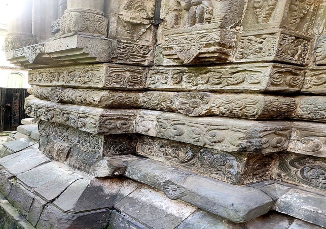 मंडी के अर्द्धनारीश्वर मंदिर से आसमानी बिजली से बचाव के लिए लगाई धातु की पट्टी को उखाड़ ले गए चोर