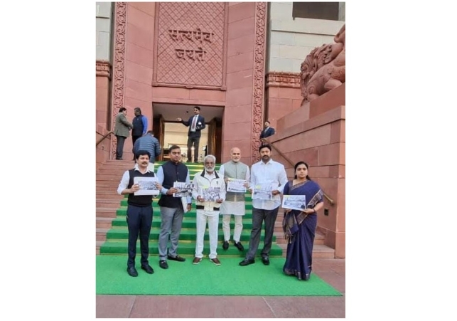 Members of Parliament staged a protest in Delhi