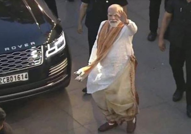 PM Modi arrives at BJP headquarters