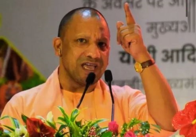 CM Yogi attacks the opposition in Lucknow