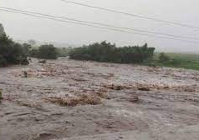 हिमाचल में तेज बारिश ने मचाई तबाही