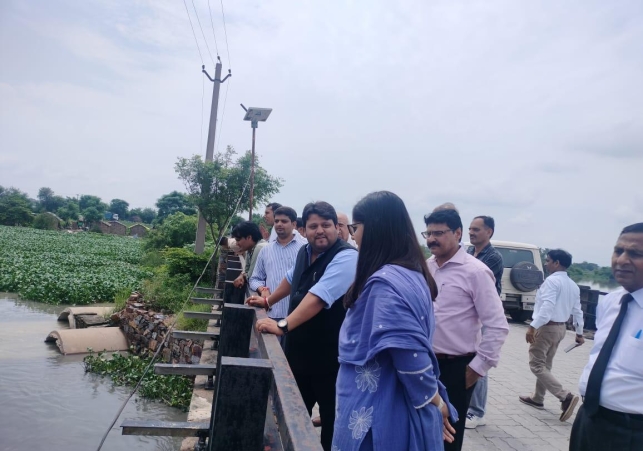Legal Committee Visited the Flood Prone Areas
