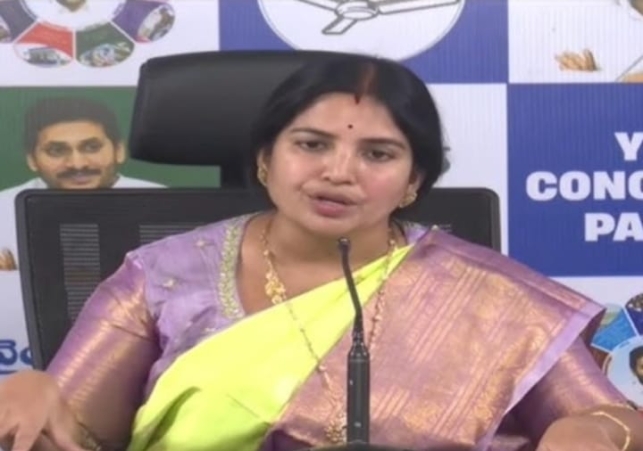 Chandrababu should demand a CBI Inquiry