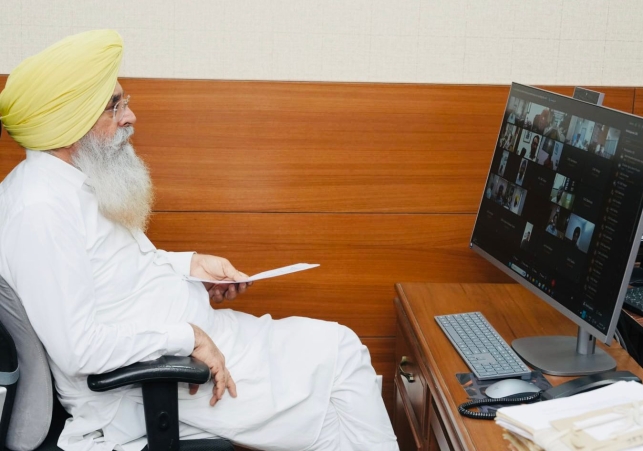 Gurmeet Singh Khudian orders field staff to submit report