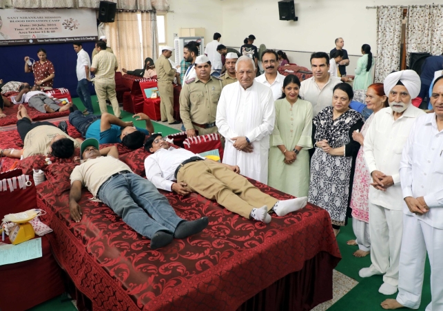 Nirankari devotees voluntarily donated 272 units of Blood