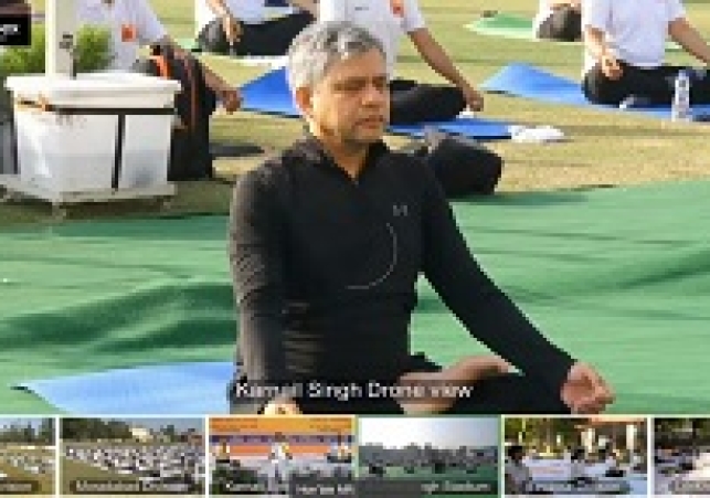 भारतीय रेलवे द्वारा योग के लाभों के संबंध में जागरूक करने के लिए अंतर्राष्ट्रीय योग दिवस से पहले योग अभ्यास सत्र का आयोजन